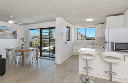 Kingscliff Apartment | Kingy Beach Getaway - Central Kingscliff