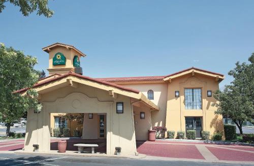 Midvale Hotel | La Quinta Inn by Wyndham Salt Lake City Midvale