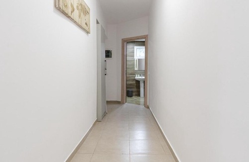 Neapoli-Sykies Apartment | Le Floor, Urban Escape near Thessaloniki center