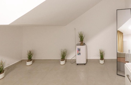 Neapoli-Sykies Apartment | Le Floor, Urban Escape near Thessaloniki center