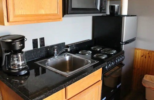Canyon Lake Cabin | Lodge Suite Upstairs W/ Balcony - 203