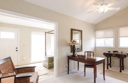Enchanted Lake Apartment | Loft In Kailua - Spacious with Parking, Internet and minutes to Kailua Beach!