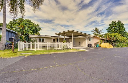 Kailua-Kona Cottage | Lovely Kailua-kona Home ~ 2 Mi to Town & Beach!