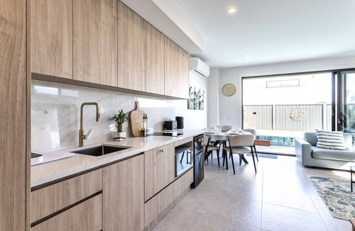 Mermaid Beach Villa | Luxe Mermaid Retreat