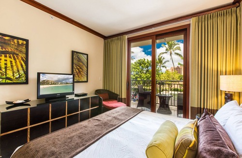 Ko Olina Villa | Luxurious DistantOcean View Villa