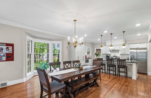 Columbia House | Luxurious Historic Home at the heart of Columbia