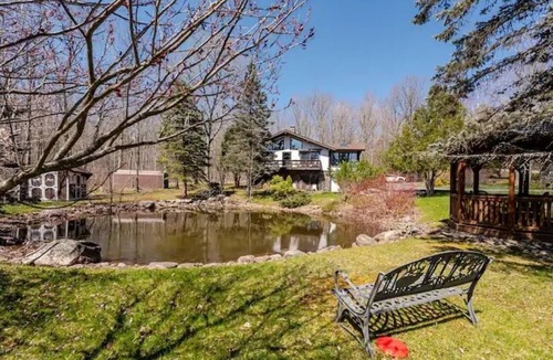 Jewett Ski Chalet | Luxurious & Serene 2 Acre Mountain Cabin Retreat - 3 Bedrooms - Fully stocked