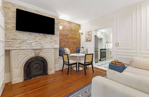 Columbus Condo | Luxury 1 BR condo in South-End Boston, walk to Back Bay, Prudential, Copley
