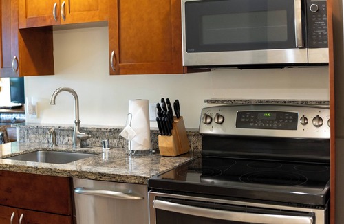 Princeville Hotel | Luxury Getaway in Princeville! Swimming Pool, Full Kitchen! #1 Resort on Kauai!