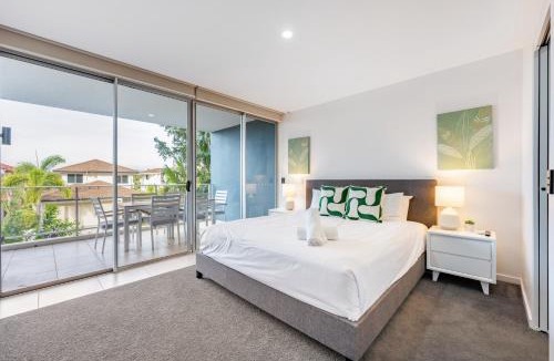 Gold Coast Apartment | Luxury Spacious 3 Bedroom Apartment - Gold Coast