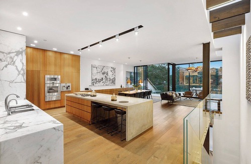 Mosman House | Luxury Villas Balmoral Golden Mile Luxe (Heated Pool)