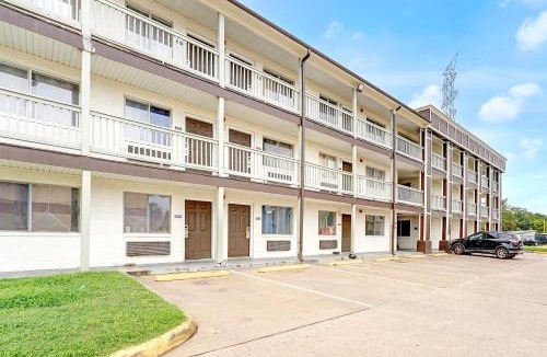 Memphis Hotel | Memphis 1 Extended Stay near airport I 240, TN