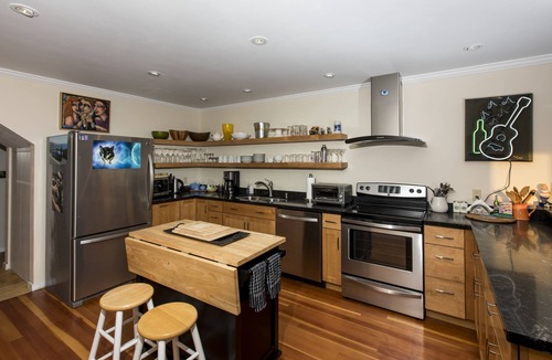 Mendocino House | MENDO VILLAGE LUXURY OCEANFRONT PENTHOUSE, DOG FRIENDLY, VIEWS, WALK EVERYWHERE!