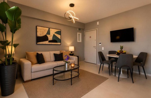 Kalamata Marina Apartment | Modern Apartment with Side Sea View - Helson Blue - Kalamata