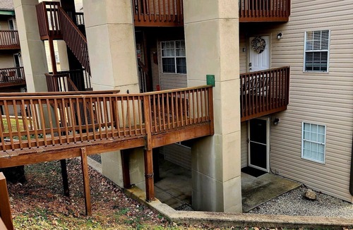 Indian Point Condo | Mountaintop Hideaway Walk-In Condo - King Bed - Lake view - NEXT TO SDC