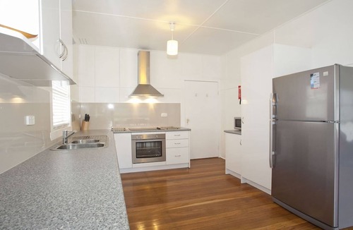 North Creek House | My Blue Heaven Dog Friendly