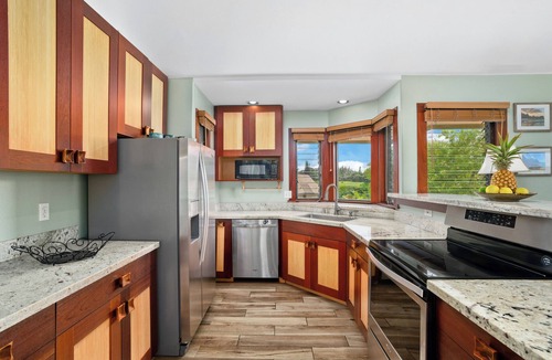 Princeville Villa | Nestled in Unbeatable Location, offering a rare Combination of Comfort & Beauty