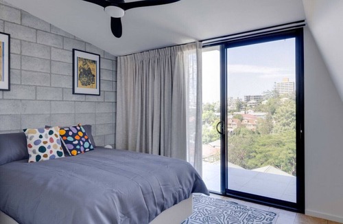 Highgate Hill Apartment | NEW 3Bed Apartment Highgate Hill