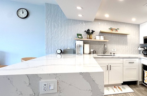 Waikiki Hotel | New Aloha Waikiki Ilikai Hotel Condo Free Parking