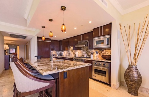 Honokowai Condo | NEW! KBM Resorts | 3 FREE CARS | Honua Kai Konea | Ocean view | Spacious 8-Bedroom Multi-Unit Listing! HK ML-3377