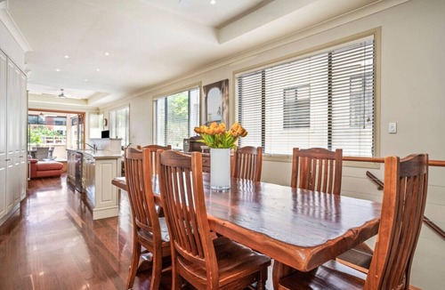 Southport House | Norman St Townhouse - Central Broadwater Parklands