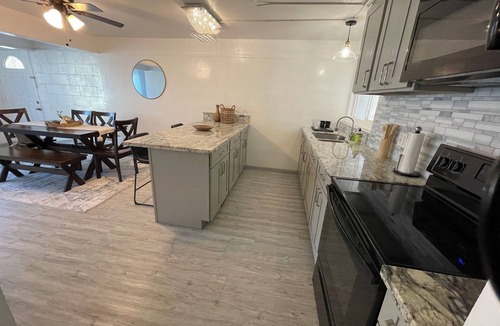 Laie House | North Shore Beach House with AC, 30 day rental