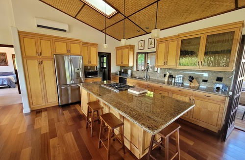 Waialee House | North Shore Oasis, Hot Tub, across street from beach. Inquire for dates/prices.