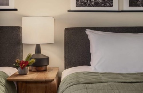 Historic Kailua Village Hotel | Ocean Air, Island Flair: 3 Rooms, Stylish Kona Basecamp for Sun & Adventure
