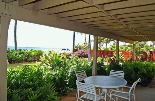 Kekaha Condo | Ocean Front.Hale Kekaha Palms at the Beach.Air Conditioned - TVNCU #1004