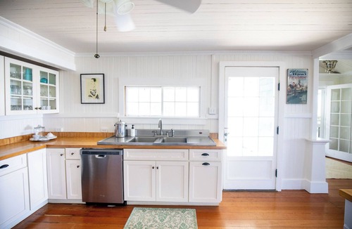 Hawi House | Ocean View Plantation Era Home Featured in Sunset Magazine