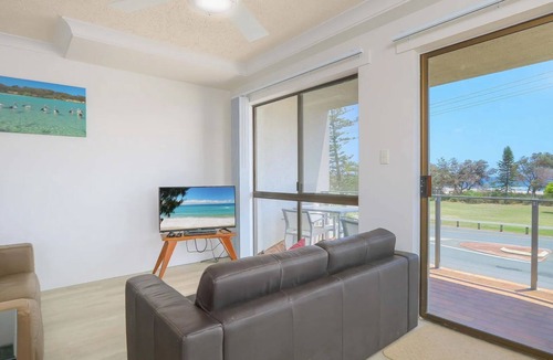 Kingscliff Apartment | Ocean Views at Acacia - Beachfront Apartment
