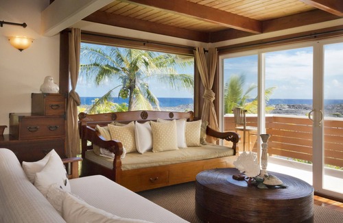 Kalapana House | Oceanfront Luxury Home on Wild Hawaiian Coastline!
