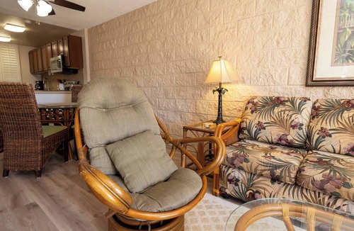 Maalaea Condo | Oceanview Kanai A Nalu 316 Great Views Split AC Pool Great Value