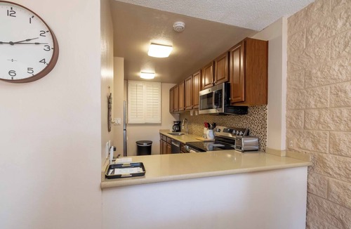 Maalaea Condo | Oceanview Kanai A Nalu 316 Great Views Split AC Pool Great Value