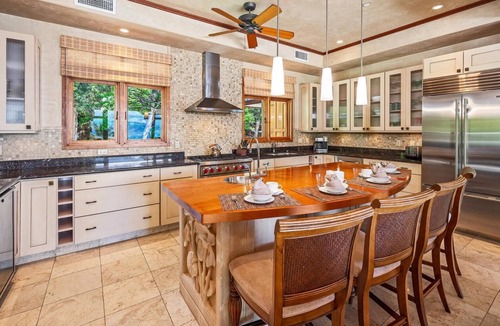 Historic Lahaina Front Street House | Oceanview, Private Pool and Hot Tub!