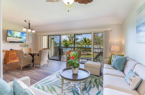 Wailua Condo | Oceanview, Renovated and Gated, Private Lanai