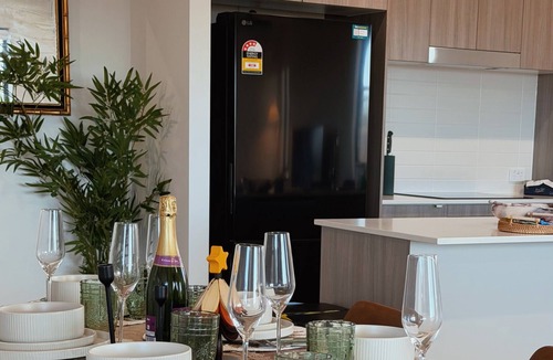 Greenbank House | Olive House | Designer Stay for Families & Groups