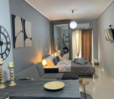Kalamata Apartment | on the square studio