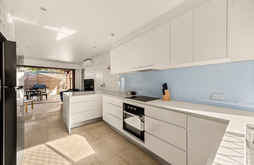 Palm Beach Apartment | Palm Beach Escape Steps from Sand