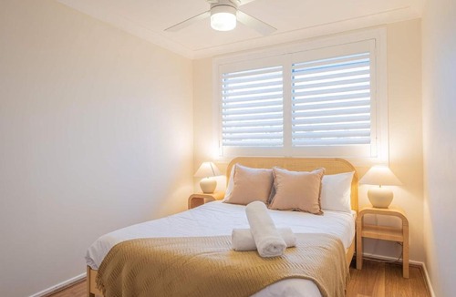Palm Beach Apartment | Palm Beach Retreat with Pool & BBQ
