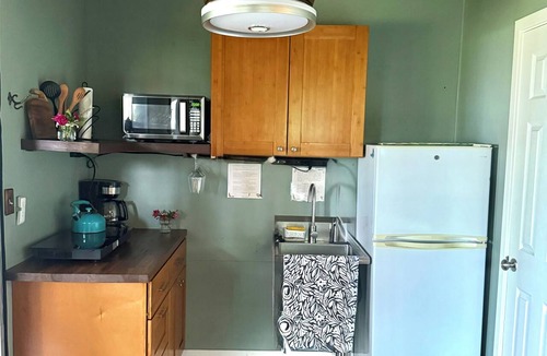Opihihale Apartment | Peaceful farm stay on the hills of West Hawaii overlooking the pacific ocean!