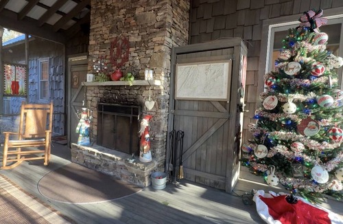 Mentone Cottage | Peaceful Secluded Cottage with Amazing Views in Mentone, Alabama