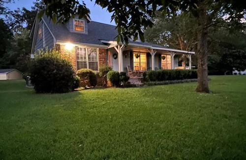 Opelika Cottage | Pond House on the Plains, Auburn, Firetruck rides