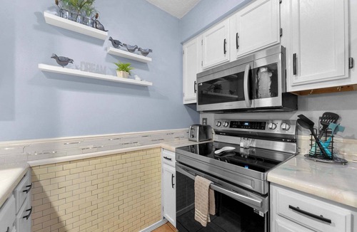 Notch Estates Apartment | Pretty Peacock: 2BR/2BA near SDC & Lake Access!