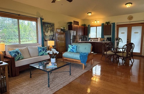 Orchidlands Estates House | Private guest house on gorgeous 3 acre Hawaiian estate perfect central location.