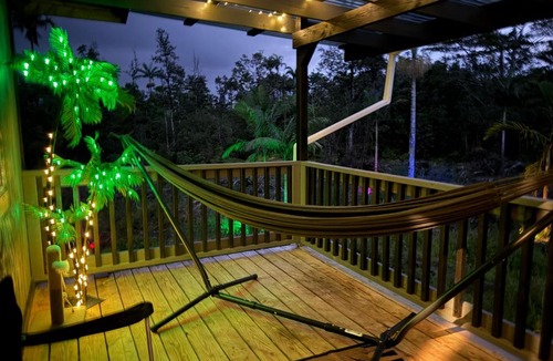 Kurtistown House | Private jungle retreat with AC and WiFi near Volcano