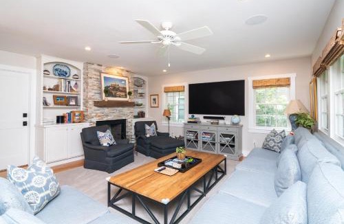 The Pines House | Quiet Pines Escape with Private Pool and BBQ near the Beach
