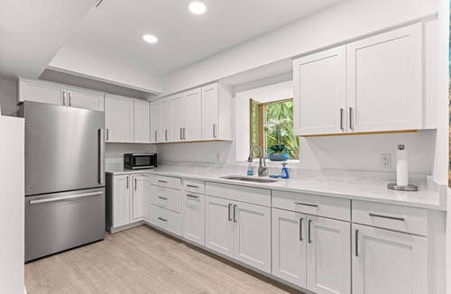 Dunnellon House | Rainbow Retreat Luxury Escape: 2 Homes, 11 Bedrooms, Perfect for Big Groups!