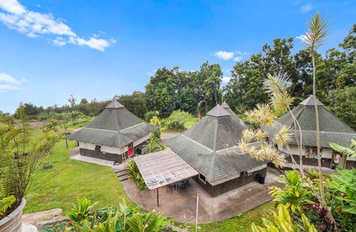 Holualoa Cottage | RED Writer’s Cottage TA-038-749-9520-01
