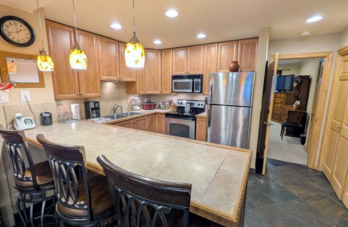Avon Condo | Remodeled Condo w/FREE WiFi, Parking, Heated Pool, Hot Tubs, Skier Shuttles